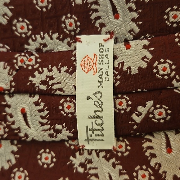 Vintage TITCHE'S Man Shop Dallas Maroon Paisley Men's Clip-on Tie - Picture 7 of 8
